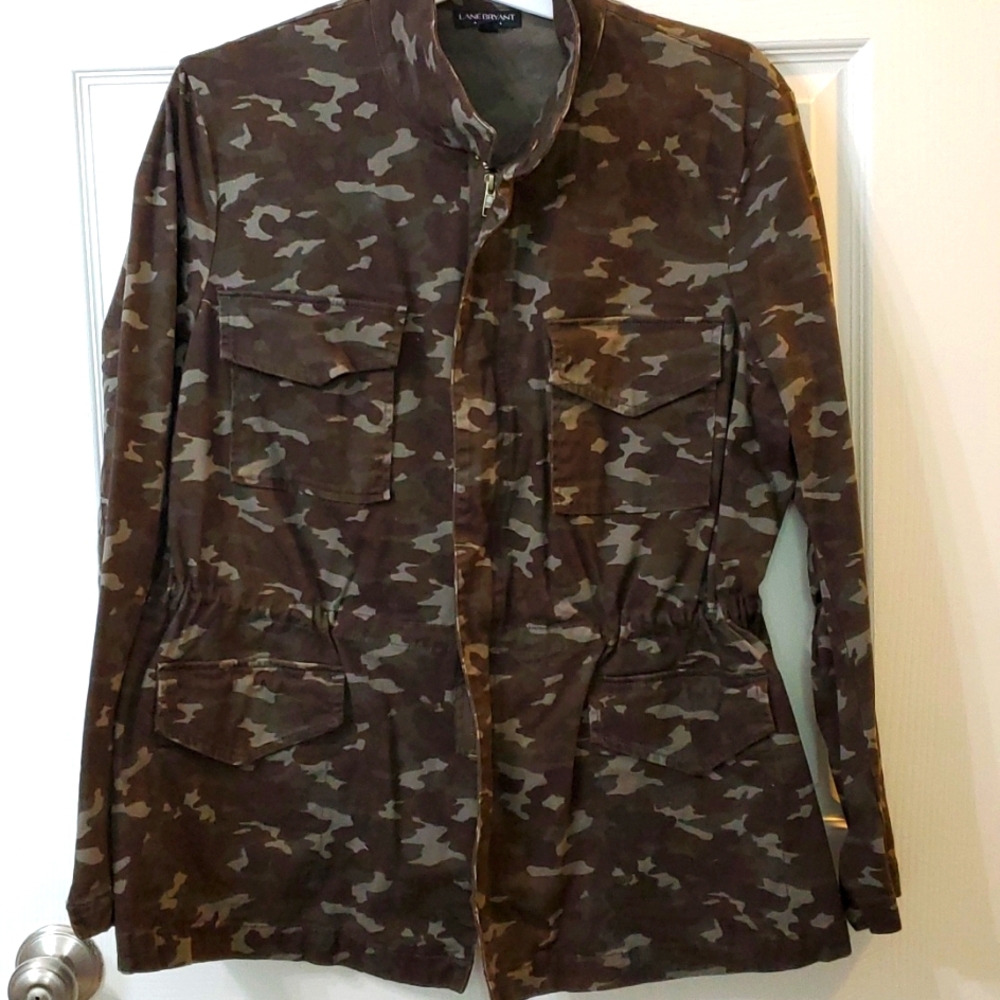 Lane Bryant Utility Cargo Camo jacket 14/16
